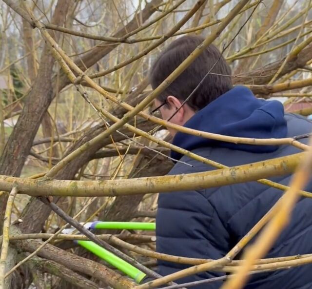 Мэр Юрий Шалабаев принимает участие в субботнике в парке «Юбилейный» в Кстове - Новости Нижнего Новгорода - Живем в Нижнем, 18.04.2026