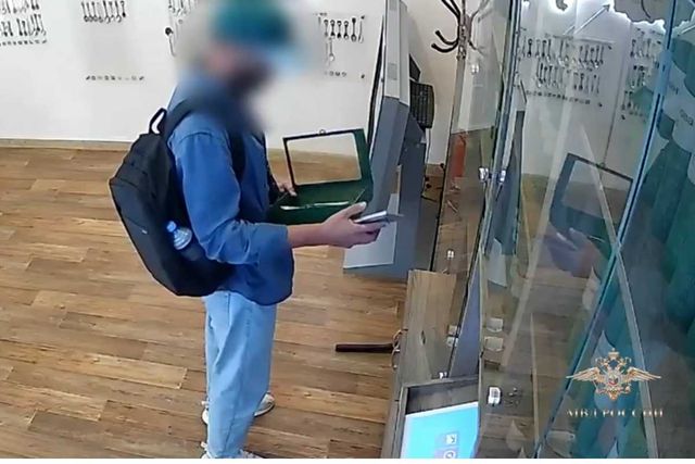 Нижегородец украл ложку Венедикта Ерофеева из музея во Владимире - Новости Нижнего Новгорода - Живем в Нижнем, 08.09.2026