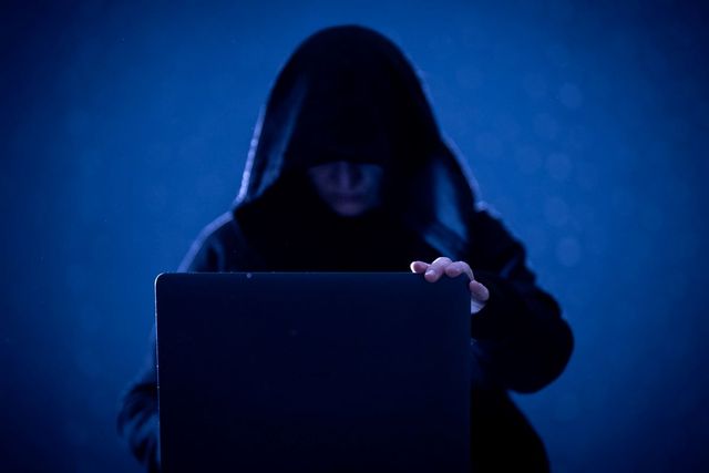Аферисты снова пишут нижегородцам под видом министра образования Михаила Пучкова - Новости Нижнего Новгорода - Живем в Нижнем, 12.10.2026