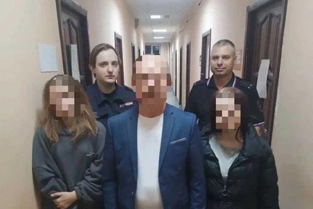Нижегородские полицейские нашли двух пропавших школьниц на Автозаводе - Новости Нижнего Новгорода - Живем в Нижнем, 30.10.2026