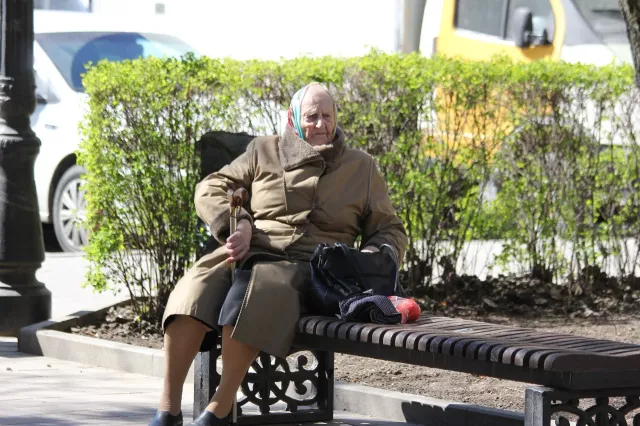 2023. когда выплатят пенсионерам по 5000 рублей. выплаты пенсионерам к новому году. выплата пенсионерам с пенсией менее 24. перерасчёт пенсии после увольнения в 2022.