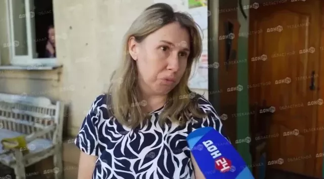 Жительница Азова рассказала о железной двери пробитой обломками БПЛА - Privet-Rostov.ru -  Главные новости Ростова и Ростовской области, 04.07.2025