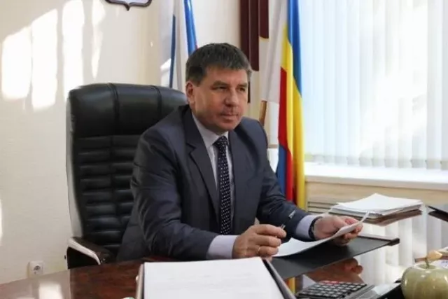 Глава Семикаракорска Черненко подал в отставку - Privet-Rostov.ru -  Главные новости Ростова и Ростовской области, 06.07.2025