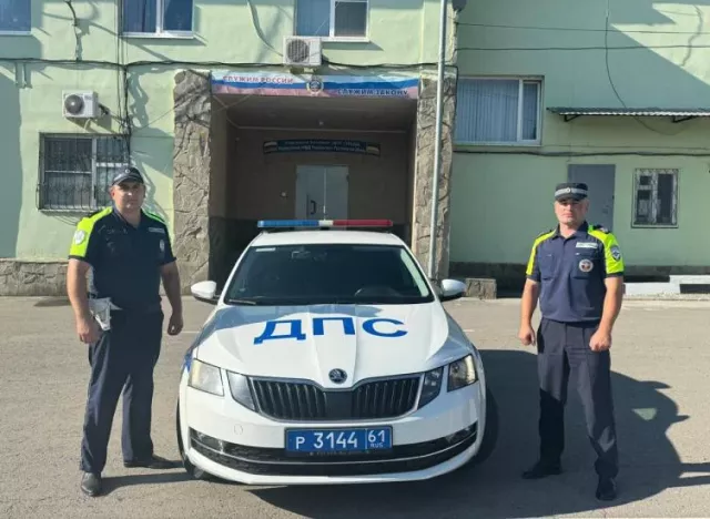 Дорожные инспекторы помогли ростовчанке вовремя добраться до роддома - Privet-Rostov.ru -  Главные новости Ростова и Ростовской области, 05.08.2025