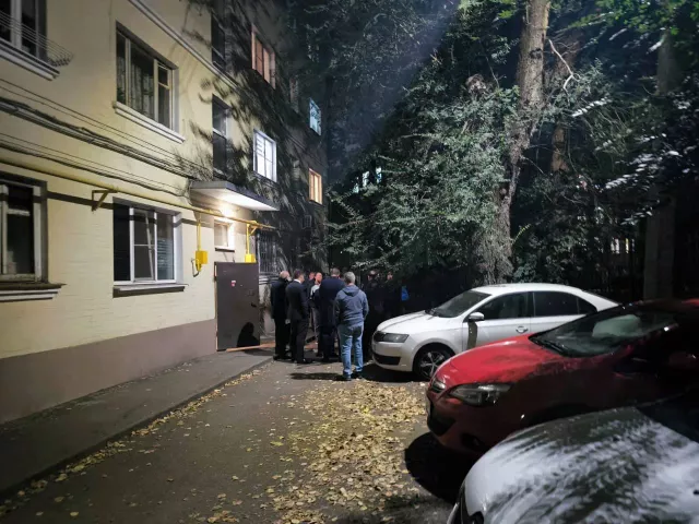 В Ростове треснула многоэтажка на Ивановского - Privet-Rostov.ru -  Главные новости Ростова и Ростовской области, 02.10.2025
