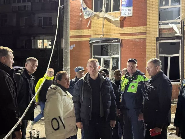 Муниципальные комиссии начали оценку ущерба после ночной атаки БПЛА на Дону - Privet-Rostov.ru -  Главные новости Ростова и Ростовской области, 21.10.2025