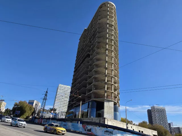 Долгострой на Гвардейской площади Ростова станет премиальным отелем - Privet-Rostov.ru -  Главные новости Ростова и Ростовской области, 12.11.2025