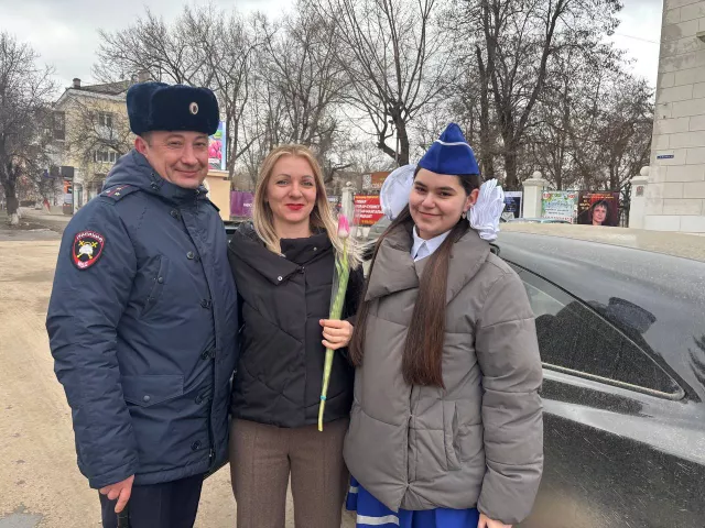 Инспекторы ГАИ начали массово останавливать женщин в Ростовской области - Privet-Rostov.ru -  Главные новости Ростова и Ростовской области, 06.03.2026