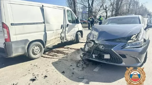 На Дону у М-4 «Дон» в аварии пострадал школьник - Privet-Rostov.ru -  Главные новости Ростова и Ростовской области, 12.03.2026