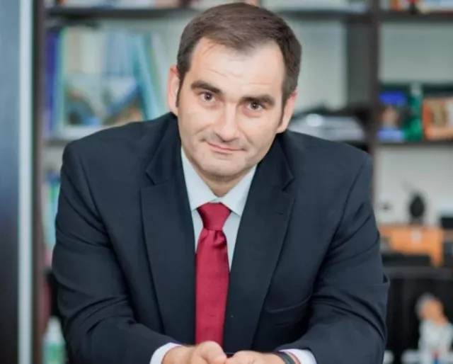 Экс-глава Минздрава Ростовской области Кобзев теперь главврач - Privet-Rostov.ru -  Главные новости Ростова и Ростовской области, 15.04.2026