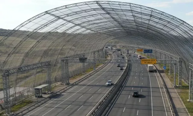 Трассу из Ростова в Крым предложили накрыть сетями от БПЛА Трассу из Ростова в Крым предложили накрыть сетями от БПЛА - Privet-Rostov.ru - Главные новости Ростова и Ростовской области, 24.07.2026
