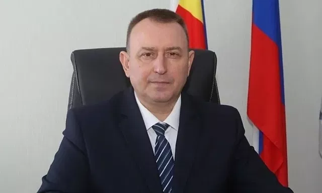 Экс-глава Волгодонска Мариненко получил 5 лет колонии за мошенничество Экс-глава Волгодонска Мариненко получил 5 лет колонии за мошенничество - Privet-Rostov.ru - Главные новости Ростова и Ростовской области, 19.08.2026