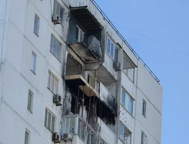 В Ростове при атаке БПЛА пострадал ребенок, повреждены три жилых дома - Privet-Rostov.ru -  Главные новости Ростова и Ростовской области, 06.09.2026