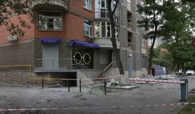 В Донском регионе разбирают последствия атаки БПЛА 6 сентября - Privet-Rostov.ru -  Главные новости Ростова и Ростовской области, 07.09.2026