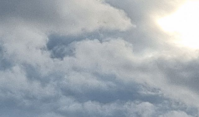 В Таганроге изучают воздух на опасные вещества после атаки 12 сентября - Privet-Rostov.ru -  Главные новости Ростова и Ростовской области, 13.09.2026