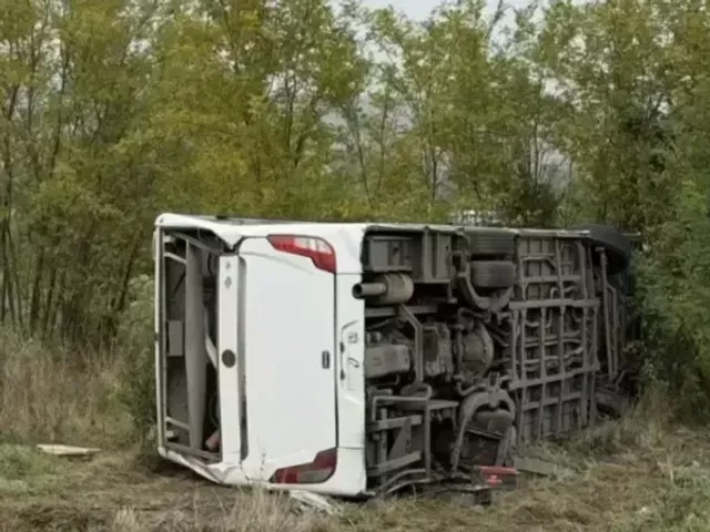 Смертельная авария с автобусом произошла на трассе в Ростовской области - Privet-Rostov.ru -  Главные новости Ростова и Ростовской области, 15.10.2026