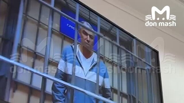 Алексею Логвиненко не удалось добиться изменения меры пресечения — суд оставил его под арестом Алексею Логвиненко не удалось добиться изменения меры пресечения — суд оставил его под арестом - Privet-Rostov.ru, 31.10.2025