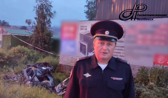 В Челябинске водитель Subaru погиб влетев в электроопору - Челябинск Сегодня, 22.06.2025