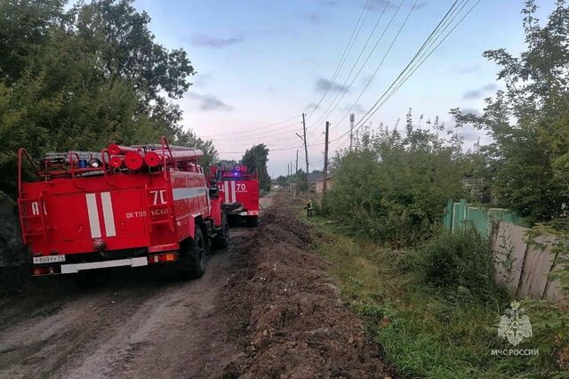 Женщина сгорела вместе с домом в Челябинской области - Челябинск Сегодня, 30.07.2025