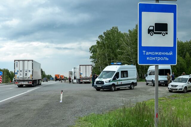 Челябинская таможня опровергла сообщения о пробках на границе с Казахстаном - Челябинск Сегодня, 16.10.2025