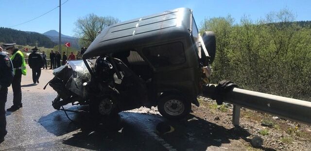 В ДТП на Телецком тракте погиб 19-летний водитель - Инцидент Барнаул, 08.05.2024
