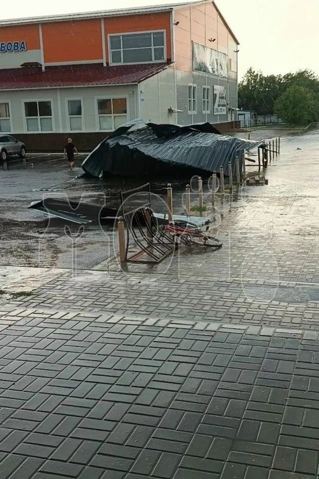 Мощный ураган принёс разрушения в один из районов Воронежской области - МОЁ! Online. Все новости Воронежа, 04.07.2026