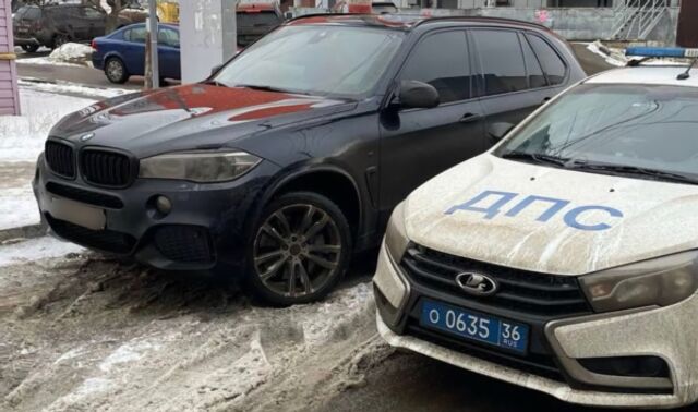 В Лискинском районе водитель с тонированными стёклами попался после жалобы в чат-бот ГАИ - Новости Воронежа, 17.03.2025