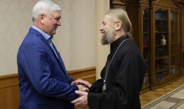 Александр Гусев поздравил воронежцев с Пасхой: «Беречь этот свет — наш долг» - Новости Воронежа, 20.04.2025