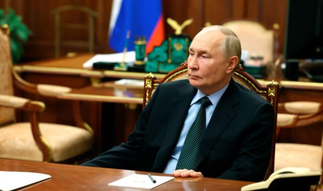 Путин и Макрон впервые за три года провели телефонный разговор - Новости Воронежа, 01.07.2025