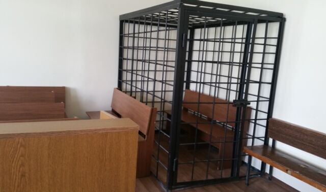 В Воронеже подозреваемый в умышленном поджоге сбежал из здания суда В Воронеже подозреваемый в умышленном поджоге сбежал из здания суда - Новости Воронежа, 31.10.2025