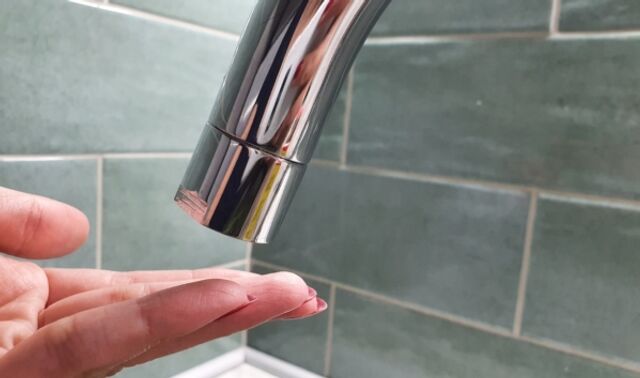 В Воронеже на Ленинском проспекте нашли место утечки: часть Левобережного района останется без воды В Воронеже на Ленинском проспекте нашли место утечки: часть Левобережного района останется без воды - Новости Воронежа, 08.11.2025