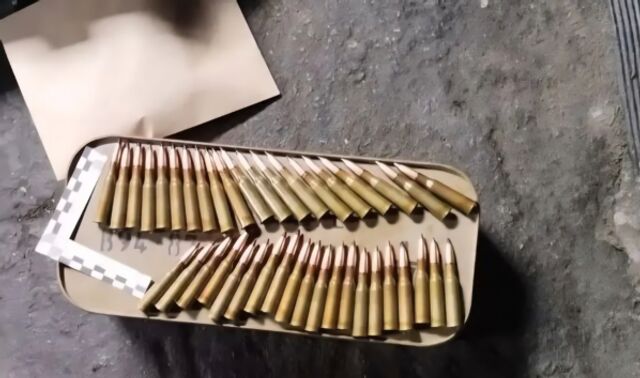 Воронежец в гараже под одеялом прятал более 1 тысячи боевых патронов - Новости Воронежа, 18.03.2026