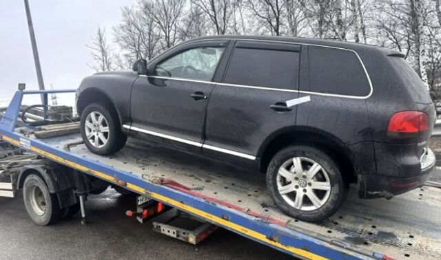 «Фольксваген Таурег» с долгом более 400 тысяч за 162 штрафа эвакуировали под Воронежем - Новости Воронежа, 19.03.2026