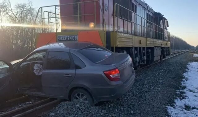 Смертельное ДТП на переезде в Воронежской области: погибла водитель «Лады» - Новости Воронежа, 23.03.2026