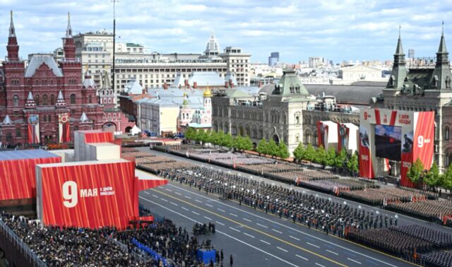 Минобороны РФ: Парад Победы 9 мая в Москве пройдёт без техники и кадетских колонн, но с авиацией - Новости Воронежа, 29.04.2026