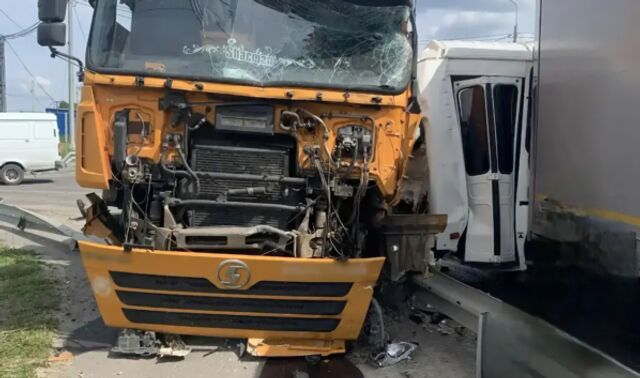 Две пассажирки автобуса пострадали в массовом ДТП с пятью машинами под Воронежем - Новости Воронежа, 04.06.2026