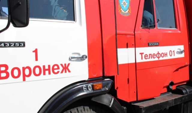 В Воронеже загорелось четырехэтажное заброшенное здание на улице Витрука - Новости Воронежа, 24.10.2026