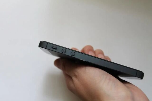 Владельцы iPhone столкнулись с «черной точкой смерти» на экране - Новости Стерлитамака и РБ на SterlitamakTime.ru, 03.07.2025