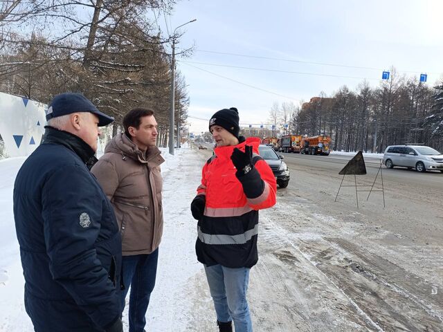 Челябинский мэр поручил вывести на городские улицы больше дворников - Полит74, 02.01.2025