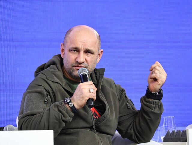 Полпред УрФО обсудил поддержку ветеранов - Полит74, 03.10.2025