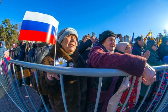 Челябинские эксперты рассказали, как сегодня переосмысливается День народного единства Челябинские эксперты рассказали, как сегодня переосмысливается День народного единства - Полит74, 07.11.2025