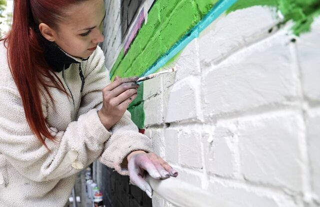 В Челябинске восстановили изуродованный вандалами арт-объект - Полит74, 07.11.2025