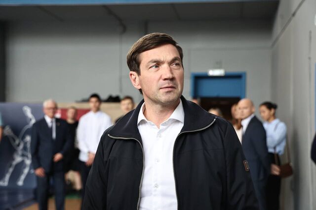 Мэр Челябинска любит спорт, а глава Коркино играл в рок-группе - Полит74, 19.11.2025