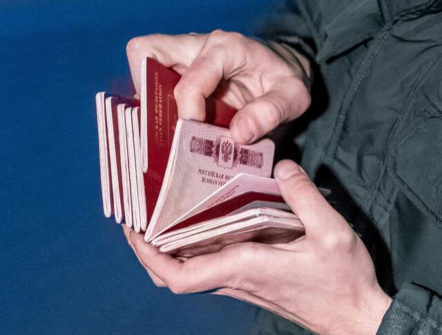 Челябинка поставила более сотни мигрантов на фиктивный учёт - Полит74, 17.03.2026