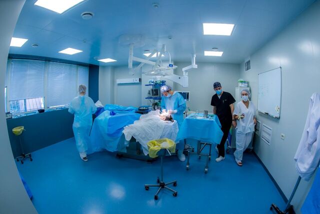 В челябинской больнице вернули зрение двум пациентам с редкой патологией века - Полит74, 16.04.2026