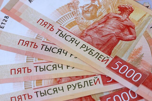 Вдова погибшего бойца СВО из Чебаркуля отдала мошенникам 10 млн рублей - Полит74, 20.04.2026