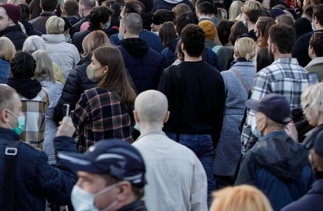 Неуправляемая толпа опасна для психологического здоровья человека - Полит74, 24.04.2026