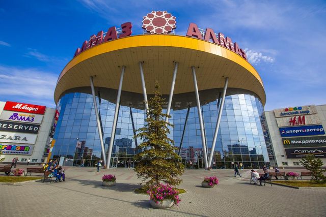 Два ТРК семьи Юревича в Челябинске выставили на торги - Полит74, 29.07.2026