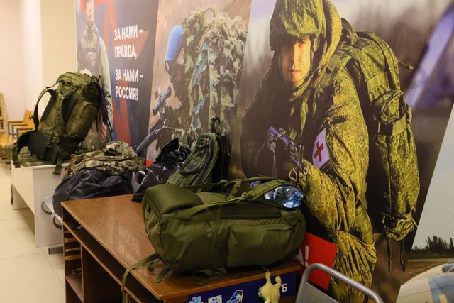 Директор челябинской гимназии №1 отмечен знаком отличия за помощь бойцам - Полит74, 09.09.2026