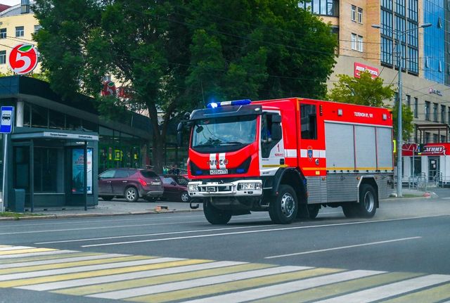 Челябинец доставил в Майами открытку от пожарных Миасса - Полит74, 09.10.2026